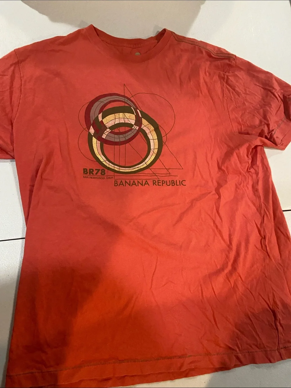 Banana Republic Men's Coral Red Graphic Crewneck Tee